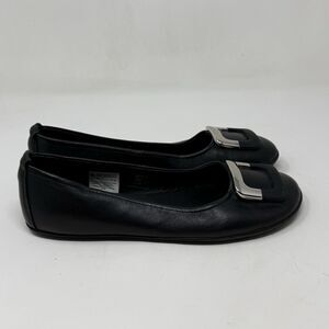 Groundies Barefoot Ballet Flats Womens 9 Black Leather Silver Buckle Minimalist